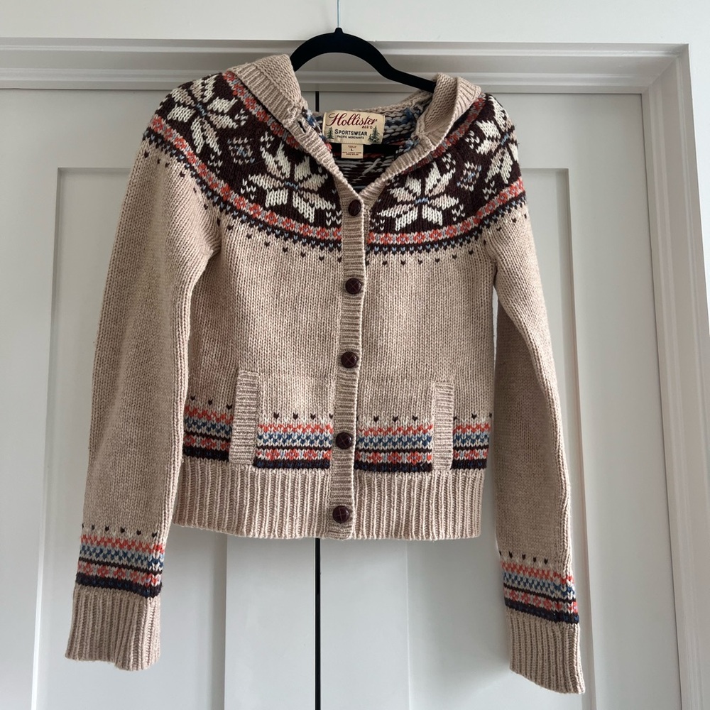 Hollister Beige Knit Cardigan with Pattern
